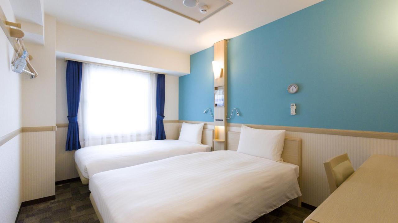 Toyoko Inn Osaka Hankyu Juso-Eki Nishi-Guchi No.2 Exterior photo