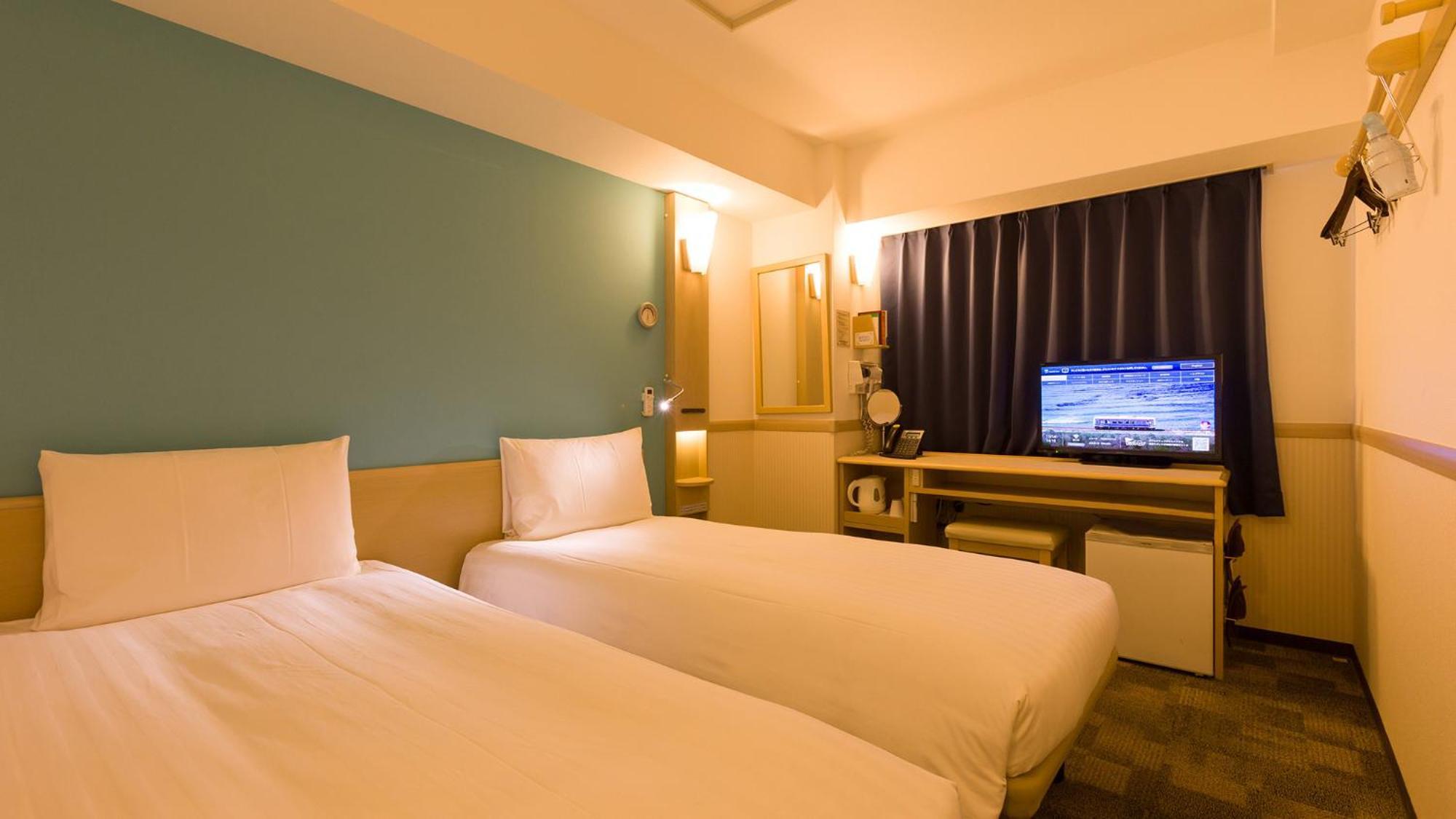 Toyoko Inn Osaka Hankyu Juso-Eki Nishi-Guchi No.2 Exterior photo